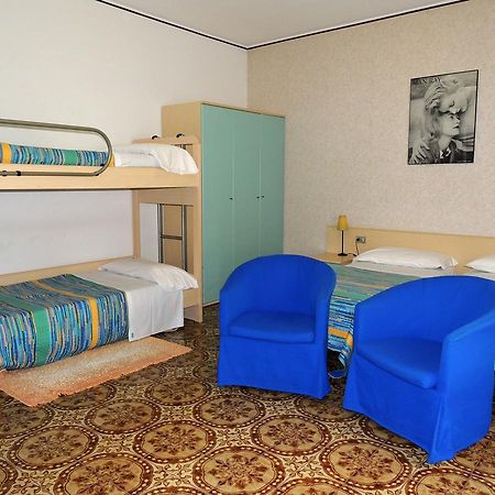 Hotel Del Pesce Luino Ngoại thất bức ảnh